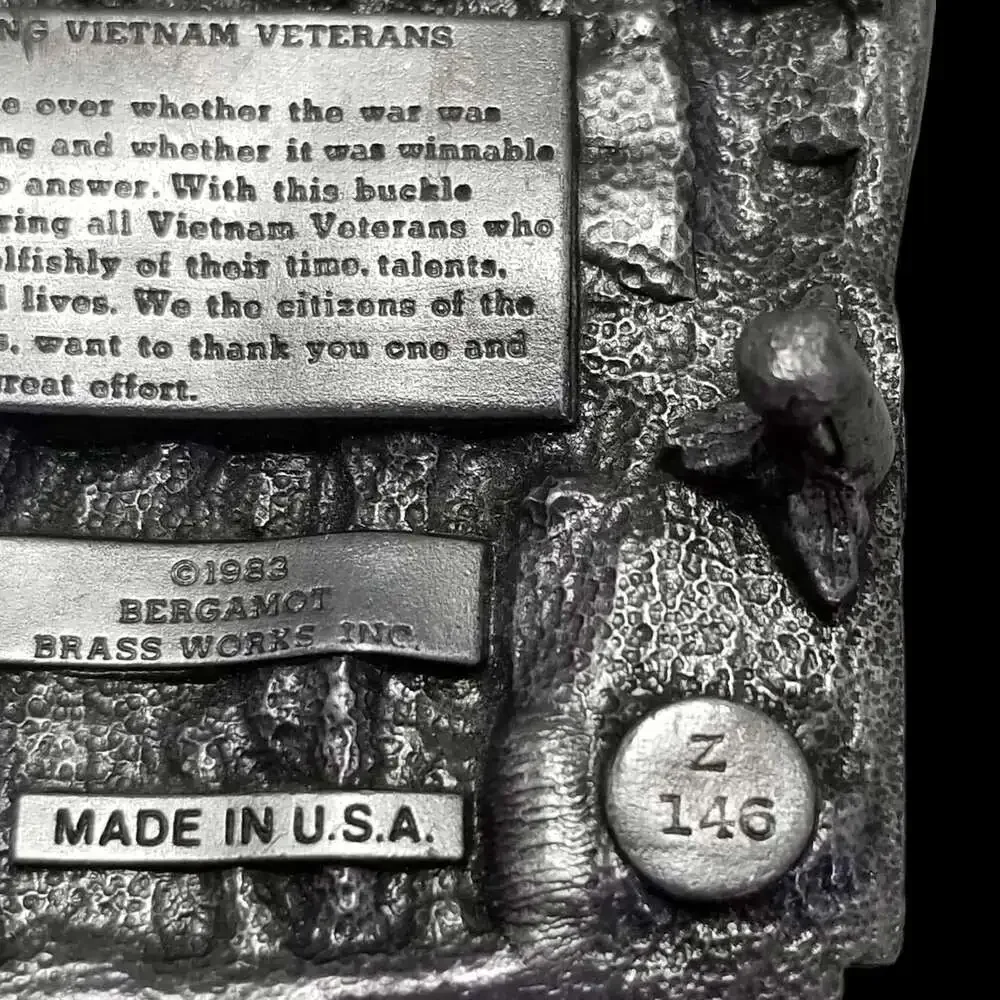 Vintage Belt Buckle 1983 Pewter Vietnam Veteran Soldiers Armed Forces‎ Bergamot